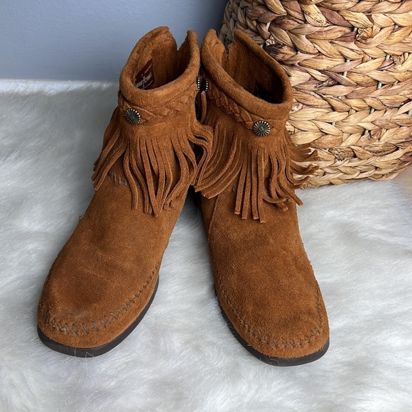 Women’s Minnetonka Hi Top Back Zip Boot Brown Size 7 - Picture 5 of 6